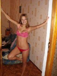 Prostitute Olesya in Slough